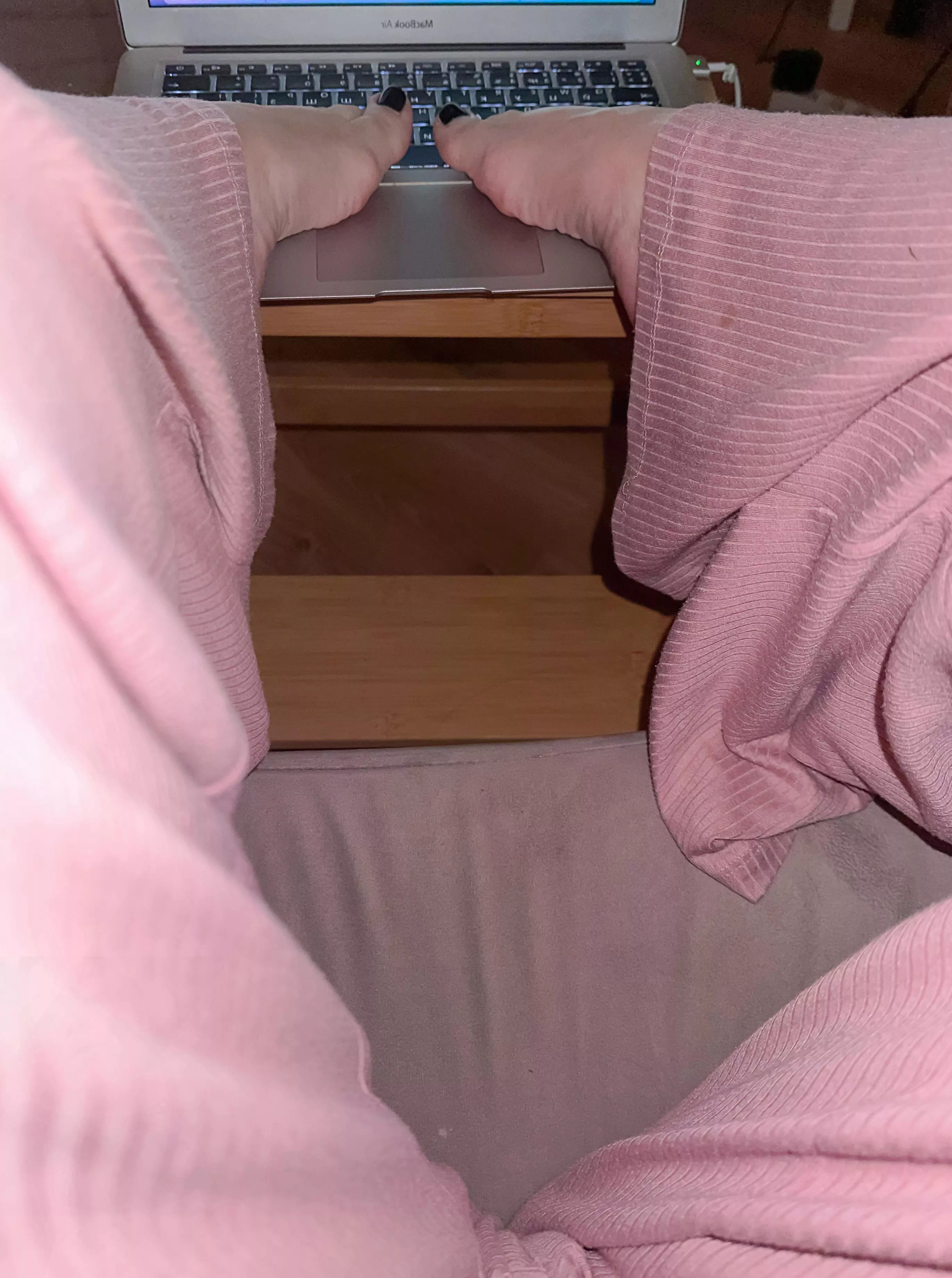 Would look so much better covered in your cumm..