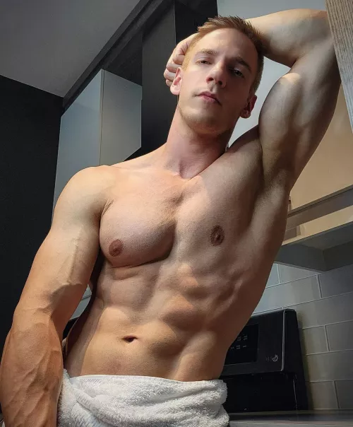 Would you taste me 👅..?