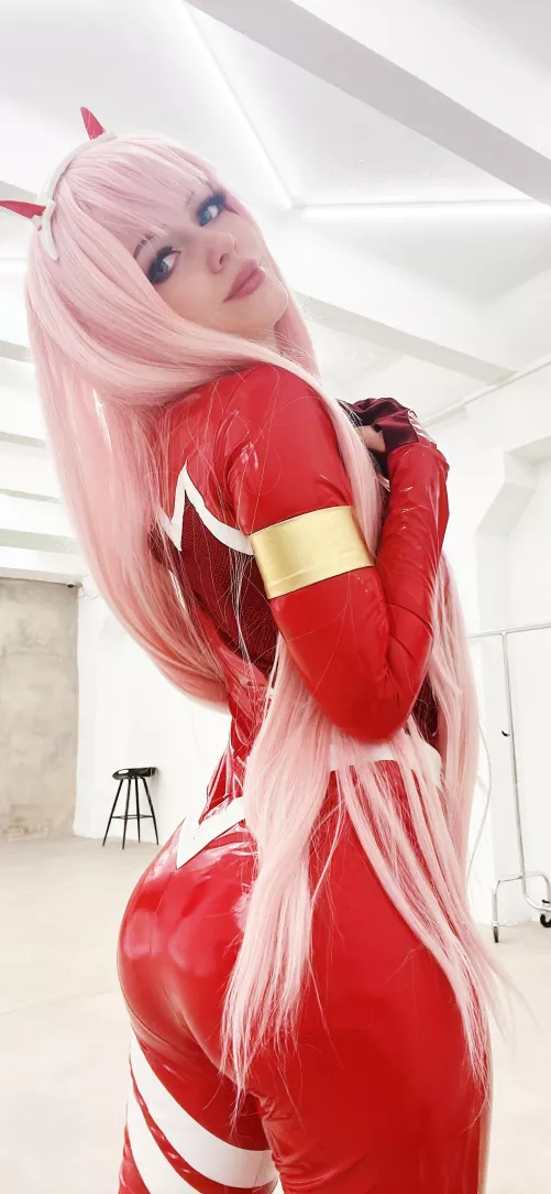 Zero Two cosplay by Evenink