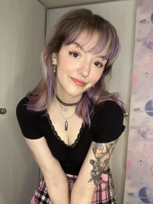 All dressed up and nowhere to go (F)