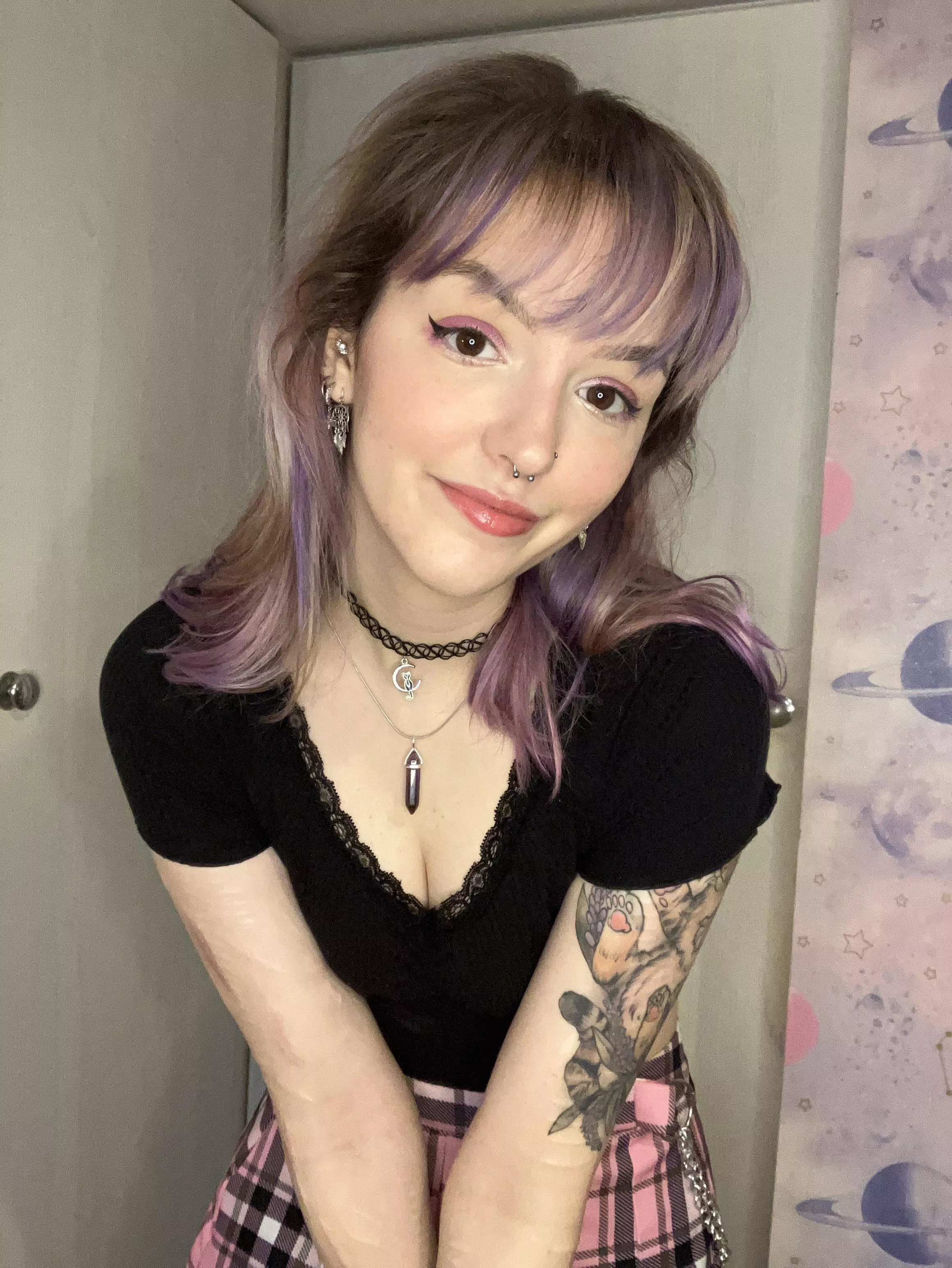 All dressed up and nowhere to go (F)