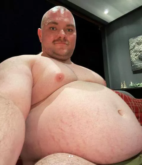 Anyone into what they see and want to chat? ;)