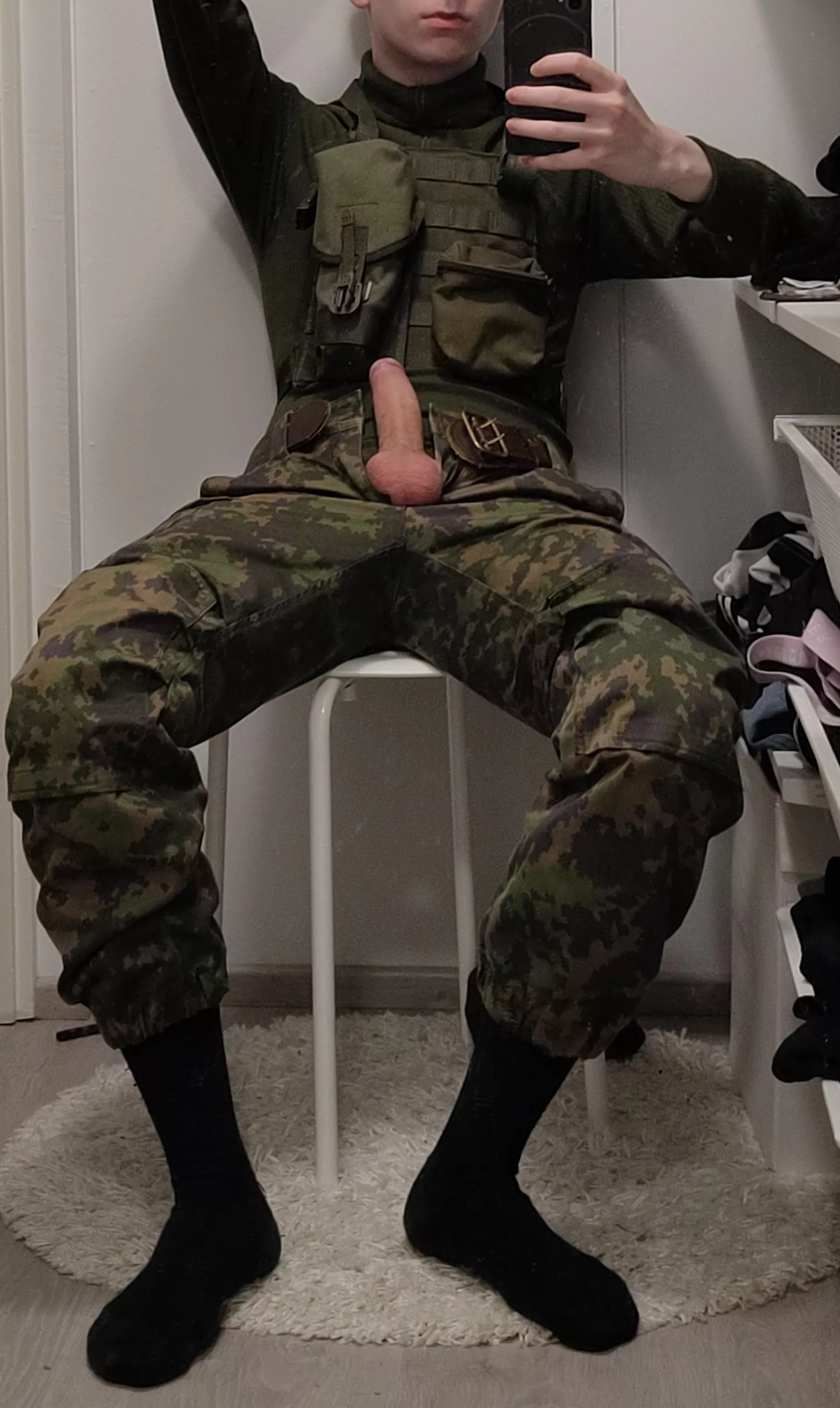 Army twink at your service😈🍆