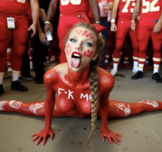 Came across this image online reverse image search can't find it is there more of this scene?