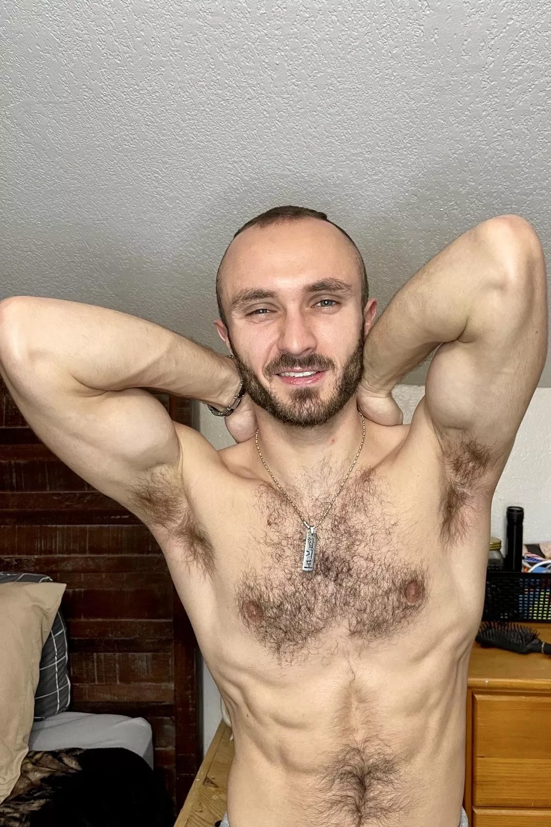 Enough hair to enjoy? 😋