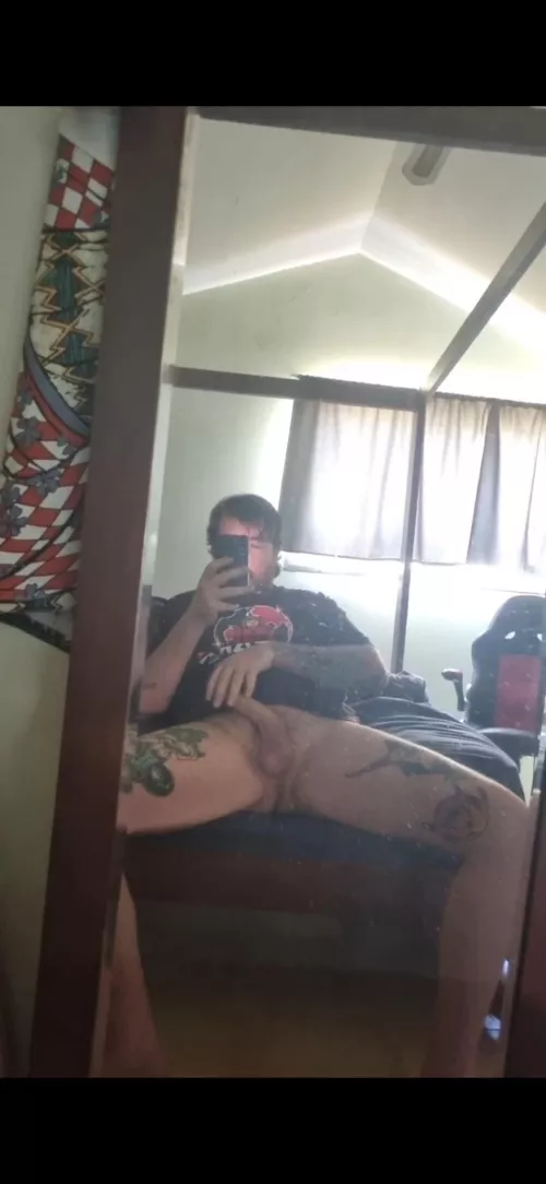 G'day world. 33 & uncut. (Pt1)