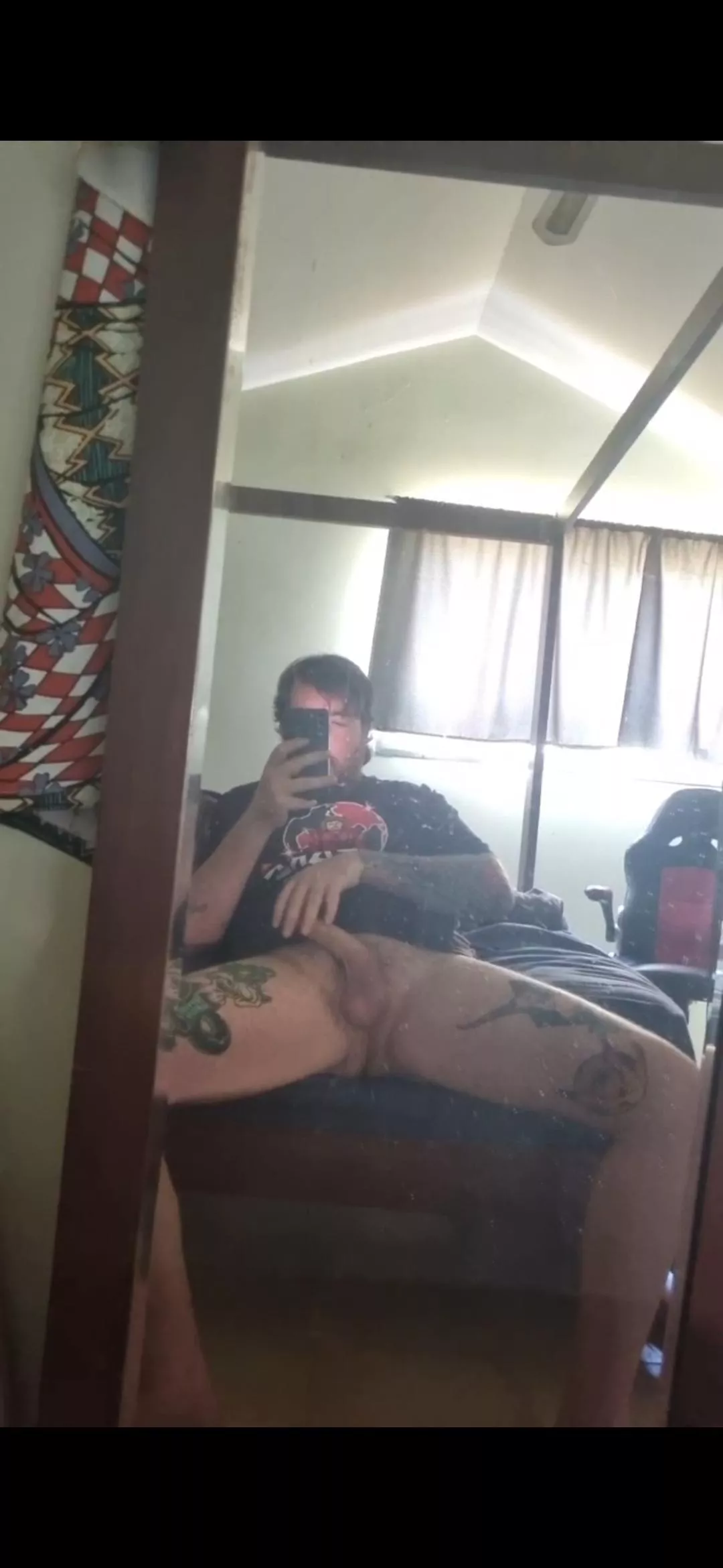 G'day world. 33 & uncut. (Pt1)