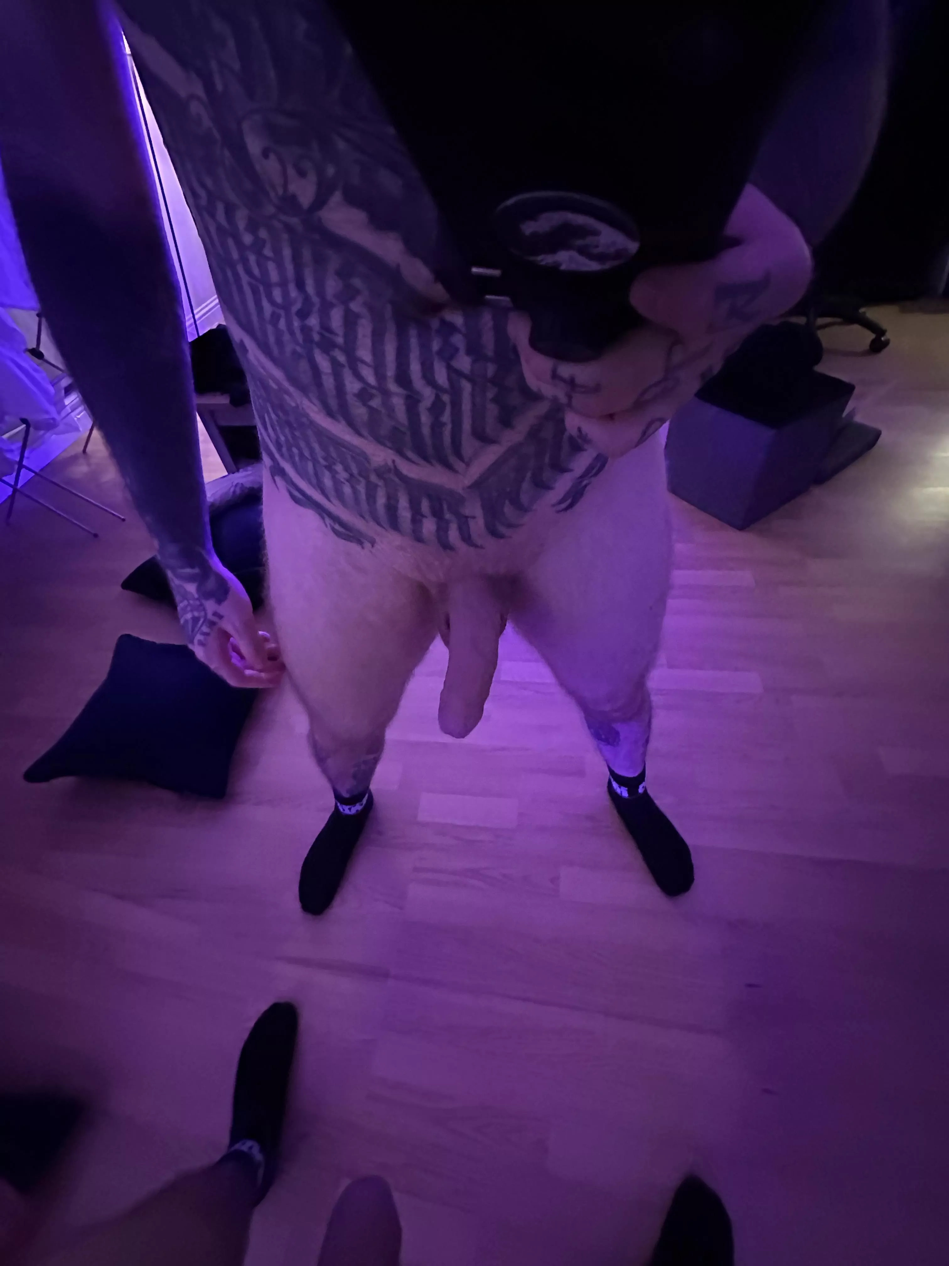 Get it hard for me 😏