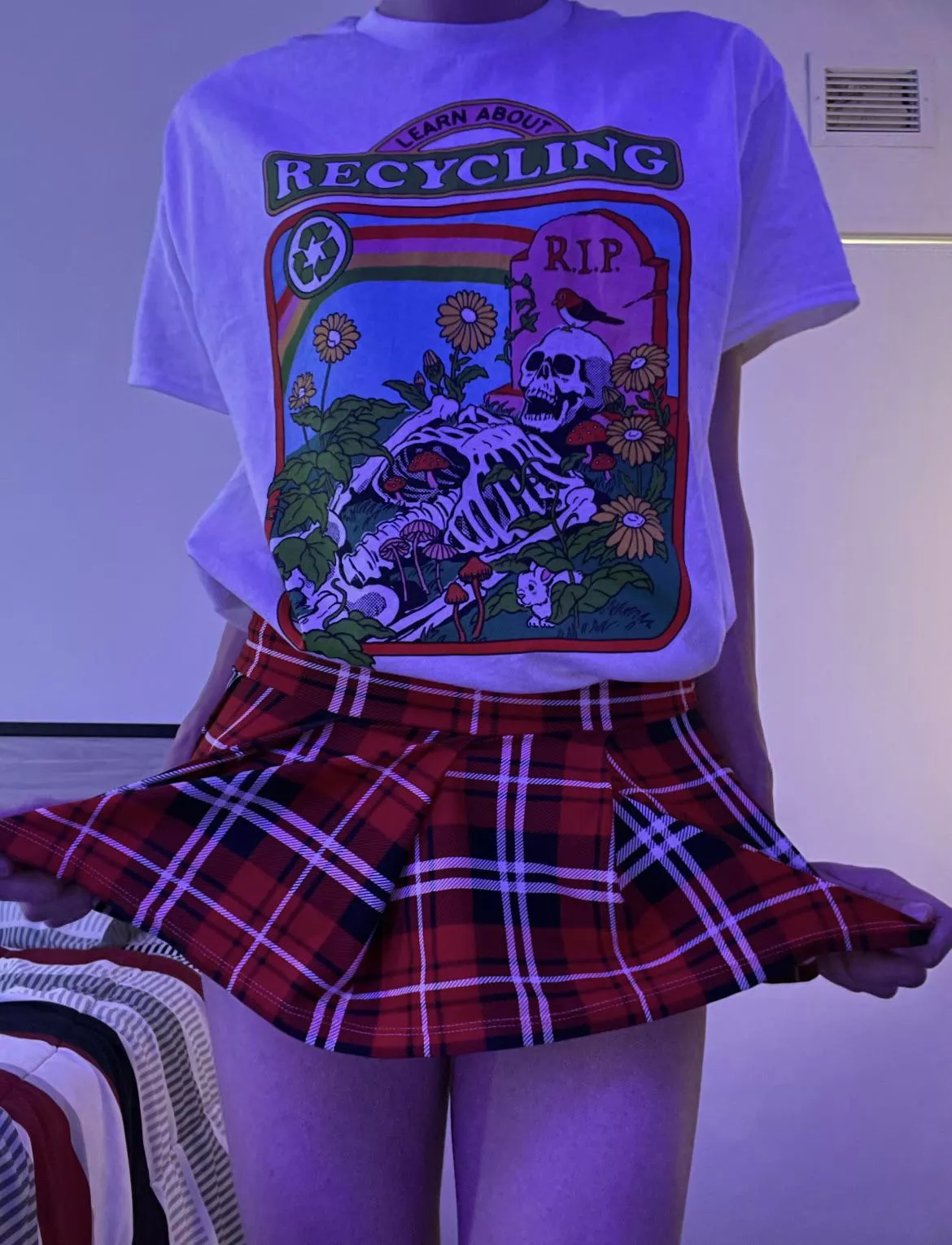 Hehe do u like the outfit:3