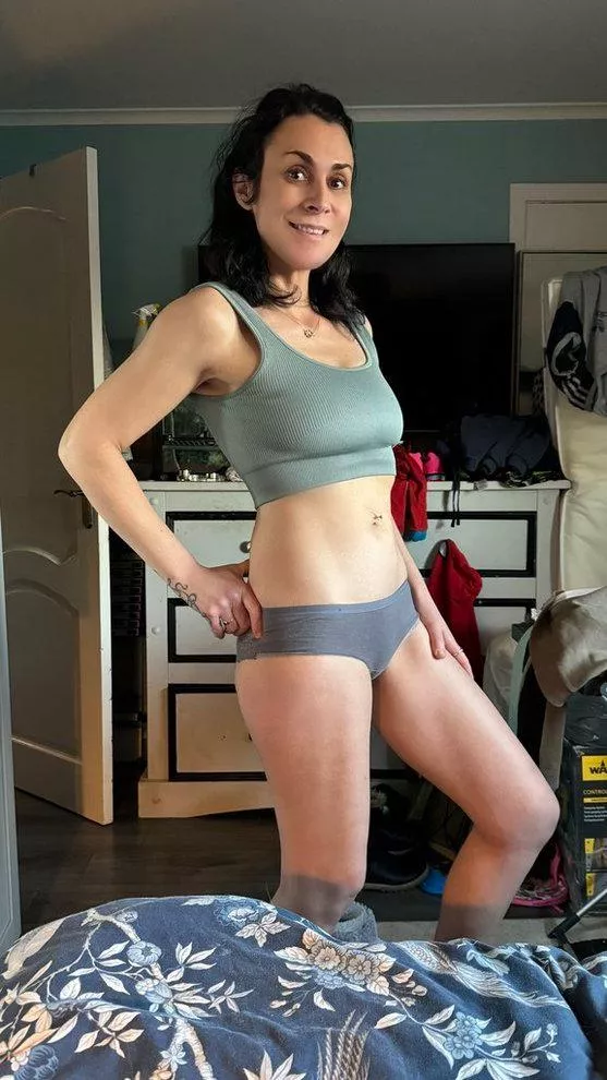 Hope you're all having a good Wednesday (f) 46