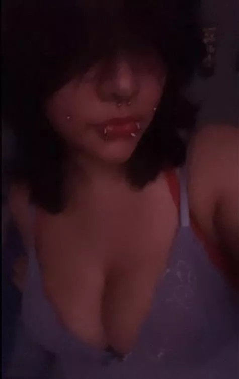 How do I look in my sleeping clothes?