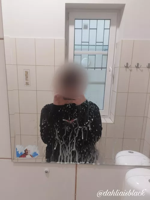 however disgusting it wouldn't be, i enjoy leaving traces of my presence 🤭