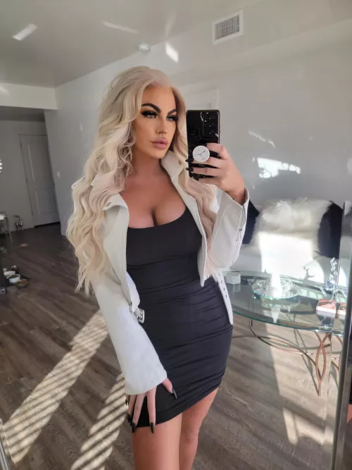 I surely will turn heads with my tight dress.