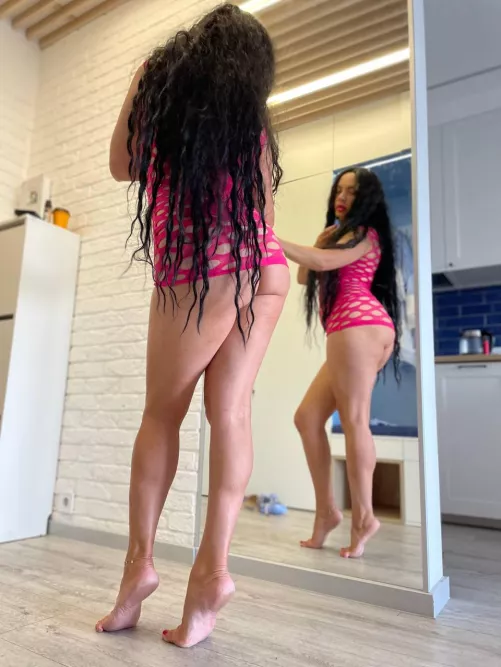 Is your face free to sit?