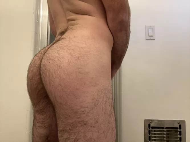 It needs a handprint