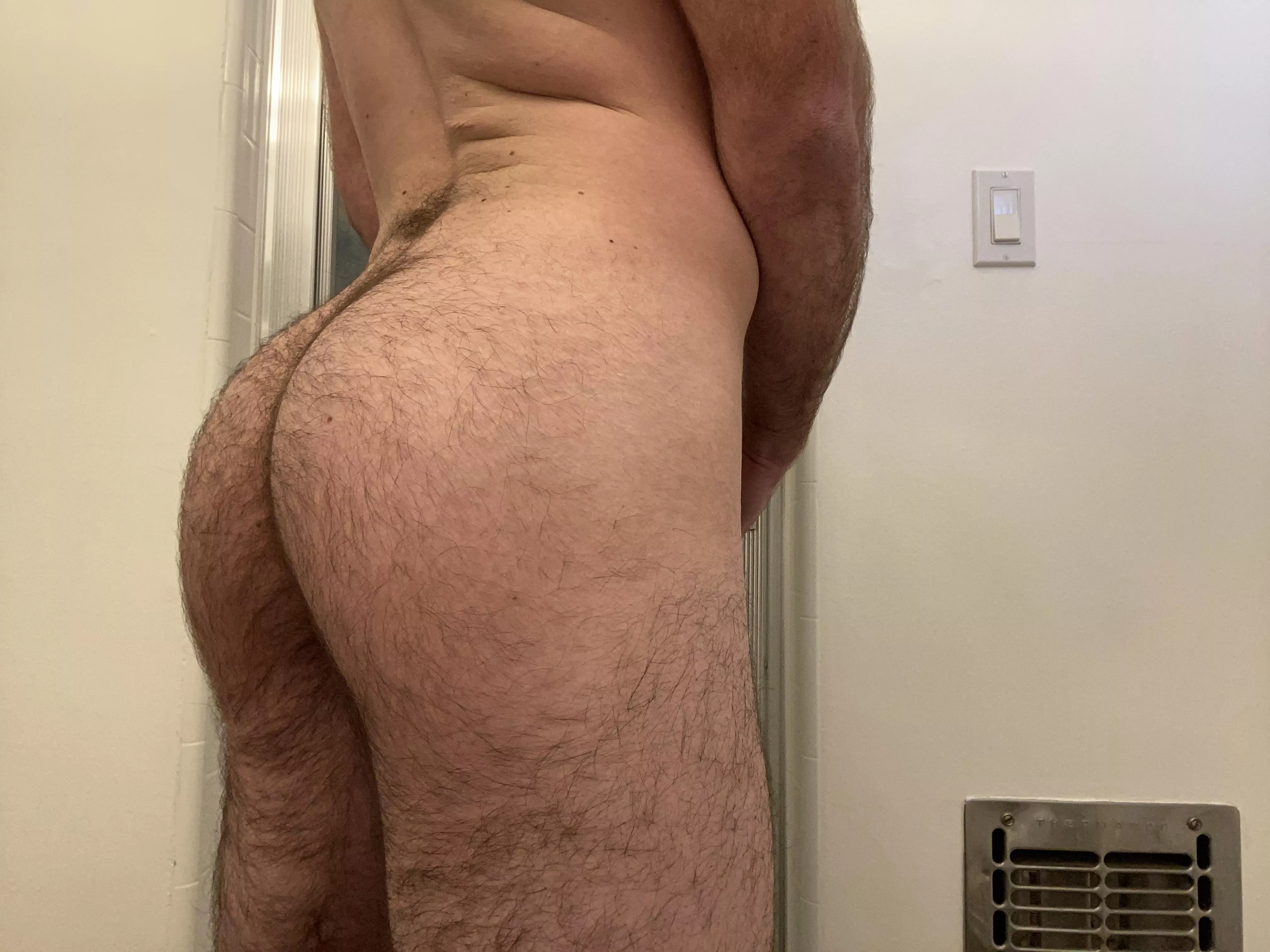 It needs a handprint