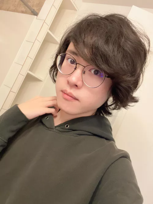 My new year’s goal is to start HRT 😖