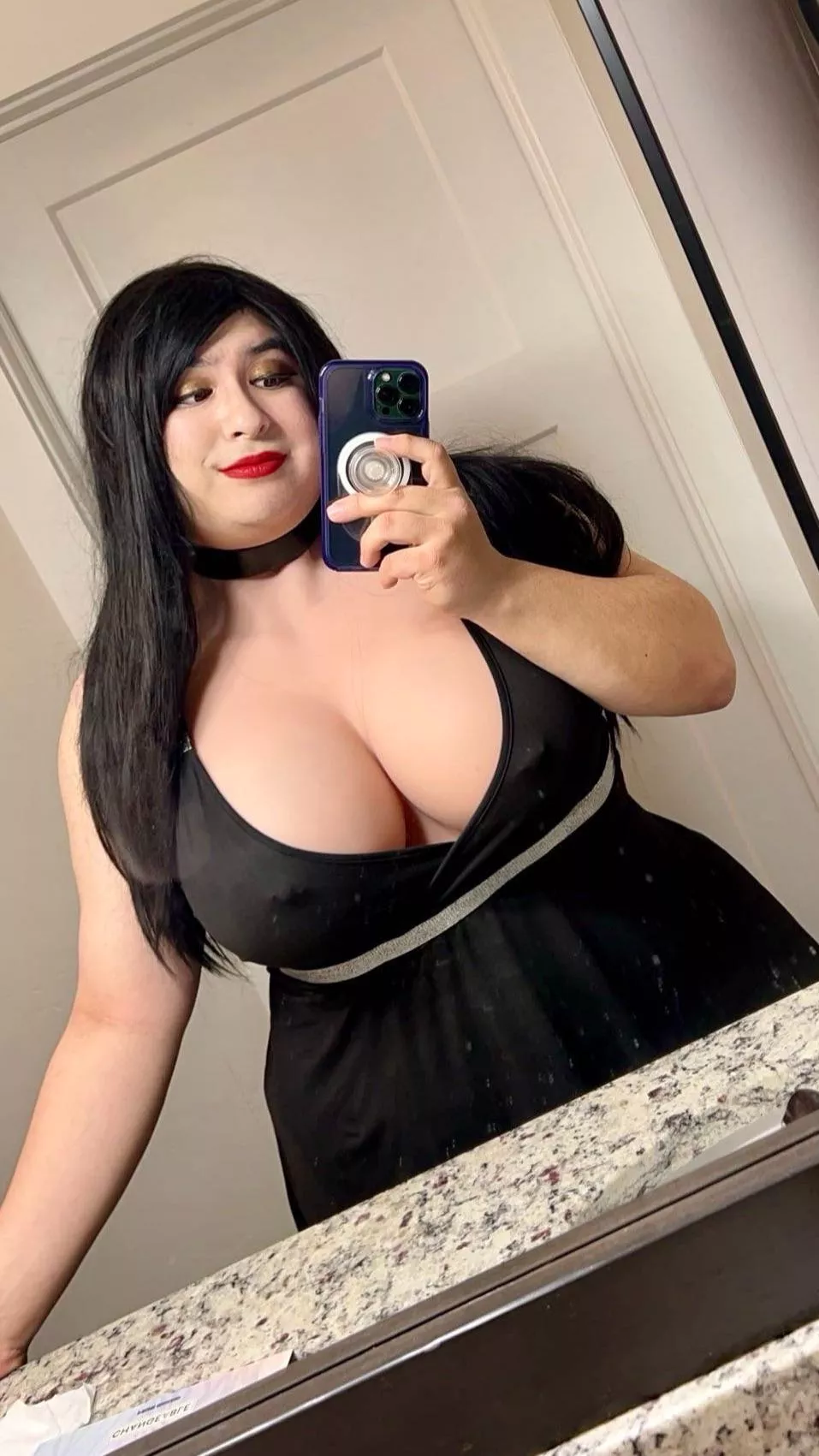 New dress, same ol’ dirty mirror