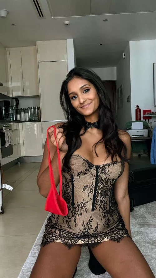 Sexy hot Asian girl wants to have fun with you.