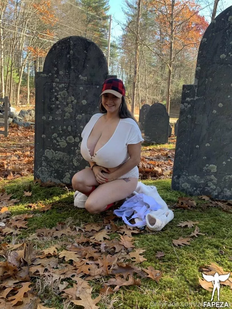 She has a physique to wake the dead ......