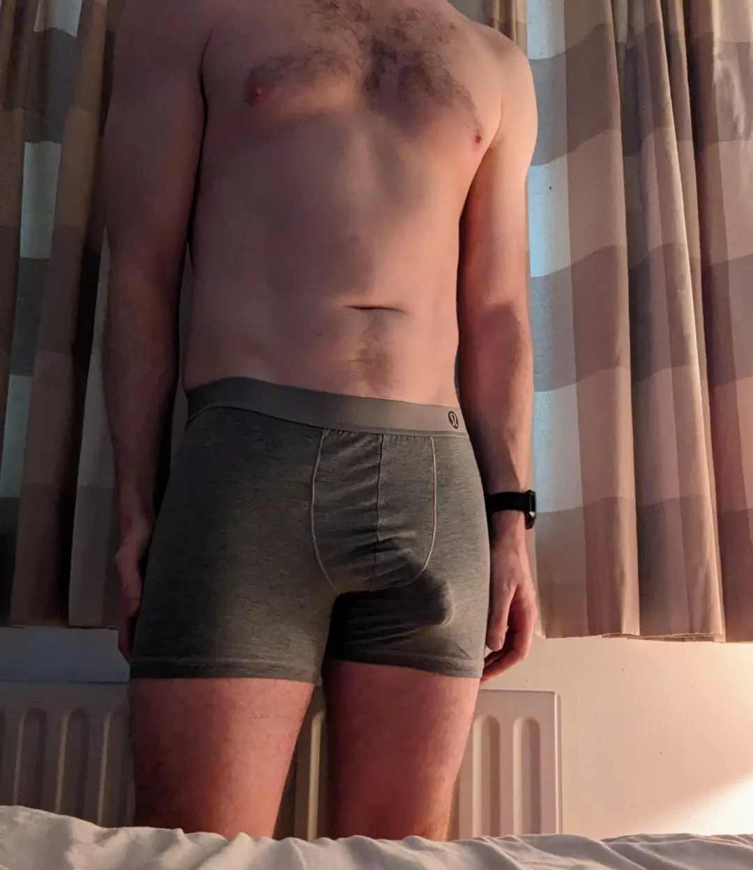 Should this 6 ft 4 guy sleep naked or keep the boxers on? (34)