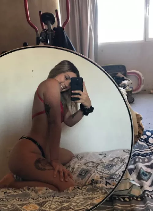 Tell me is my 18yo body thicc enough for you?