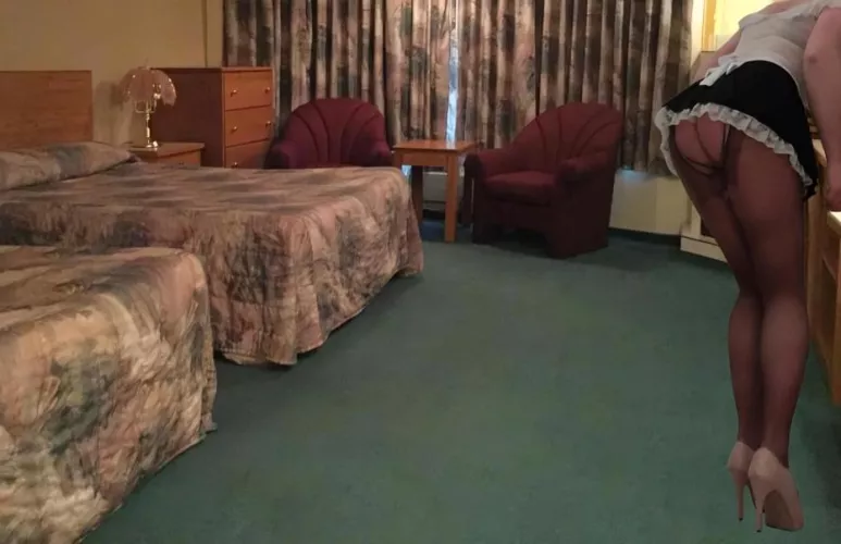 The fear and excitement when he knocks on the hotel room door.😳