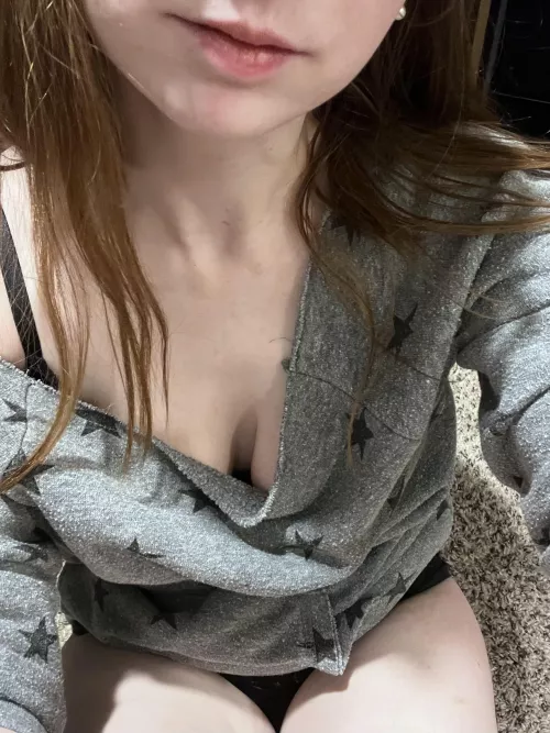 This sweatshirt never stays on right