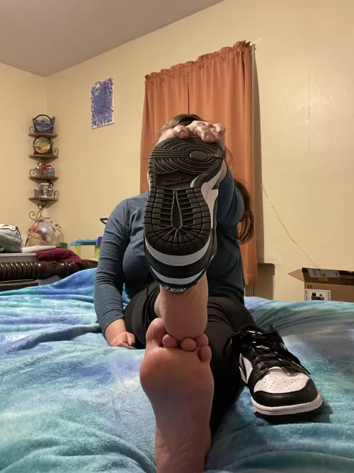 Watching you drool as I very slowly remove my shoe. Licking your lips, waiting for my feet 🤭💕