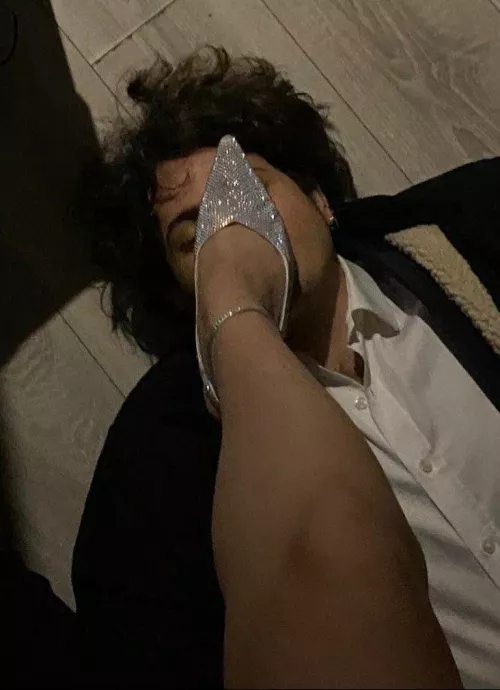 you know who is in control 💘