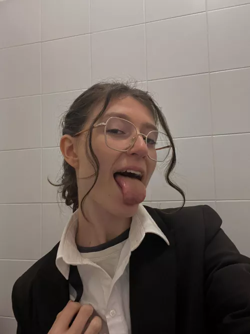 Am I sexy on my work clothes?