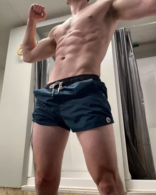 Any bros wanna hop in the shower with me at the gym? [36]