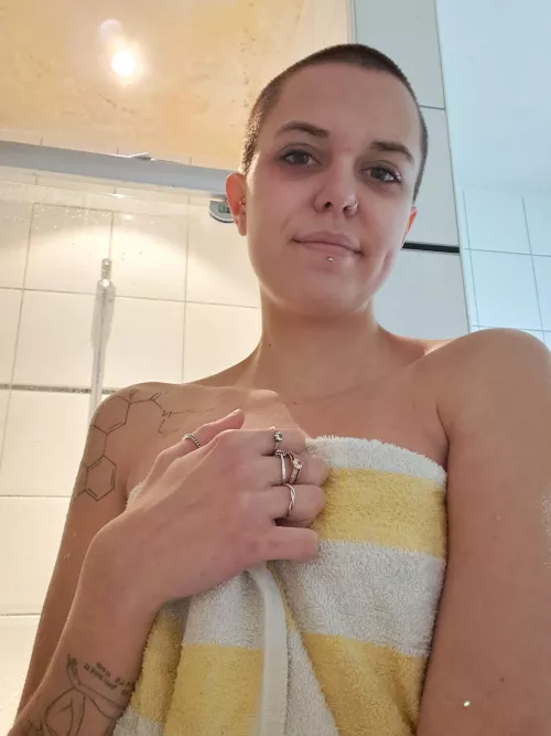 Any flatearthers here?