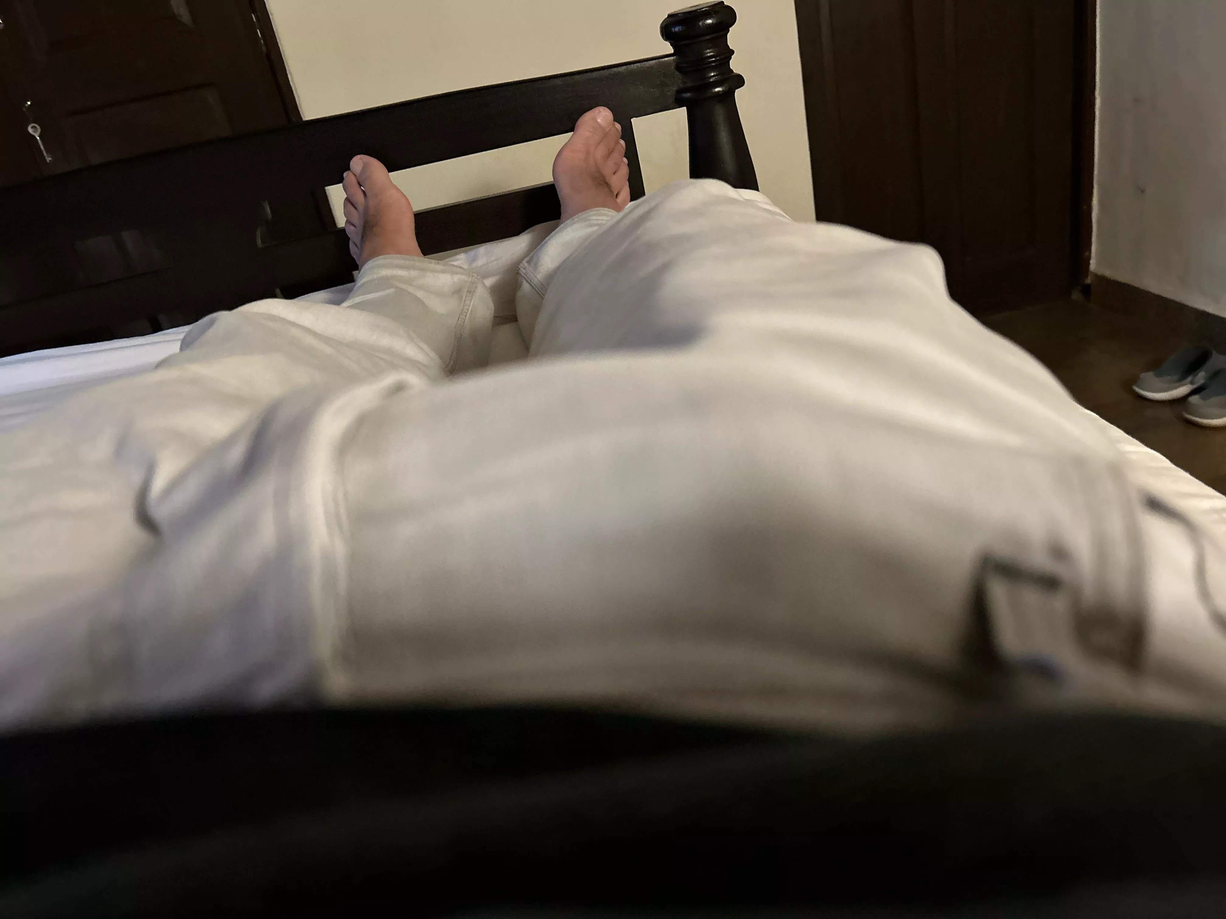 Anyone up for CFNM action in Goa?