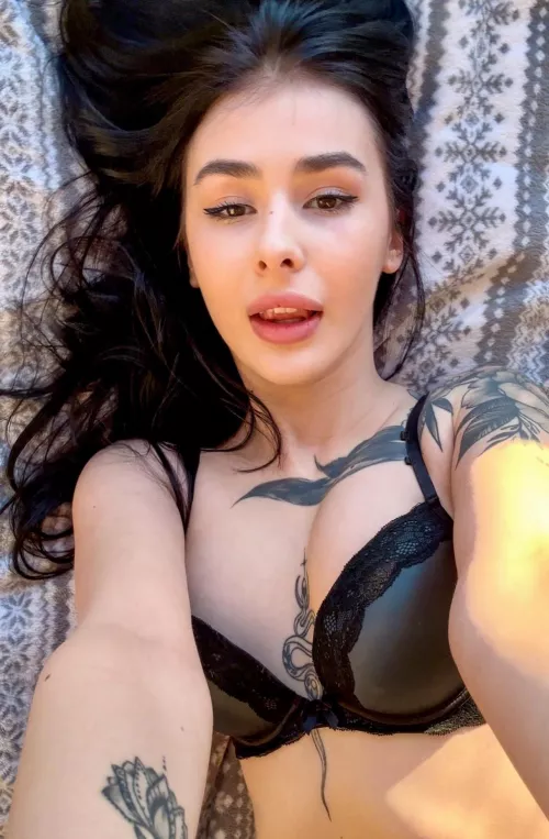 Are you in the mood to say me hi