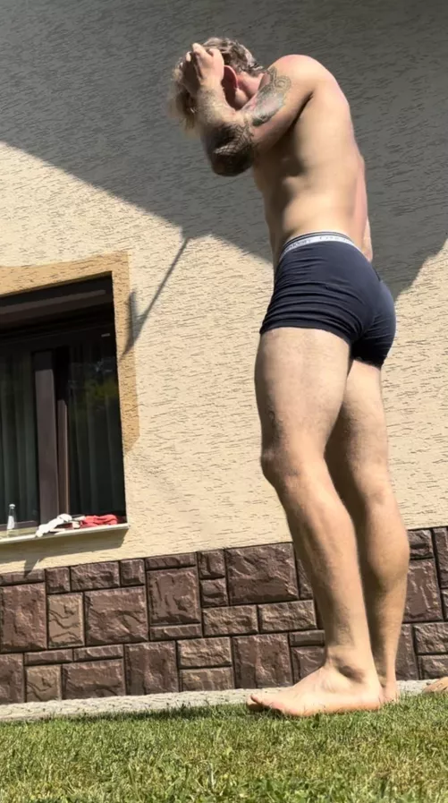 Big ass on a fresh air