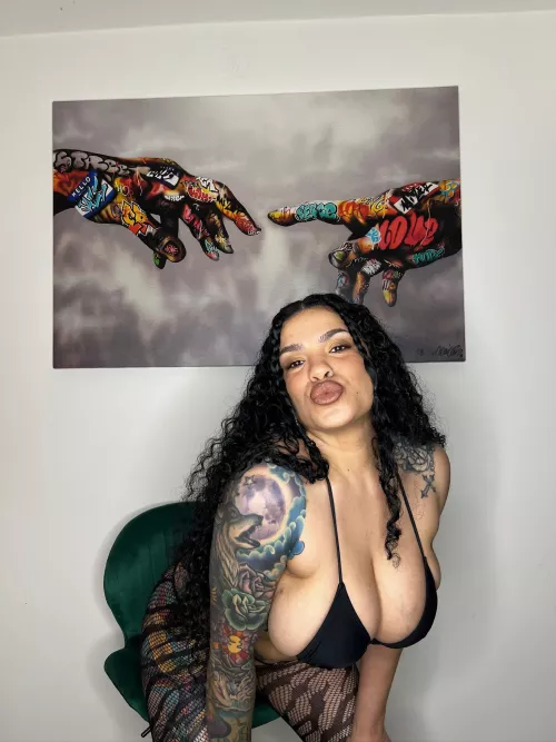 Bold, beautiful, and totally owning my fab curves