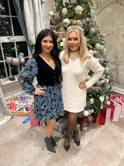 Brunette or blonde [2]