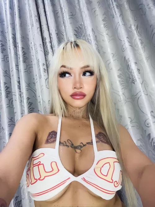 Care to explore the depths of my sensuality? 😈😉