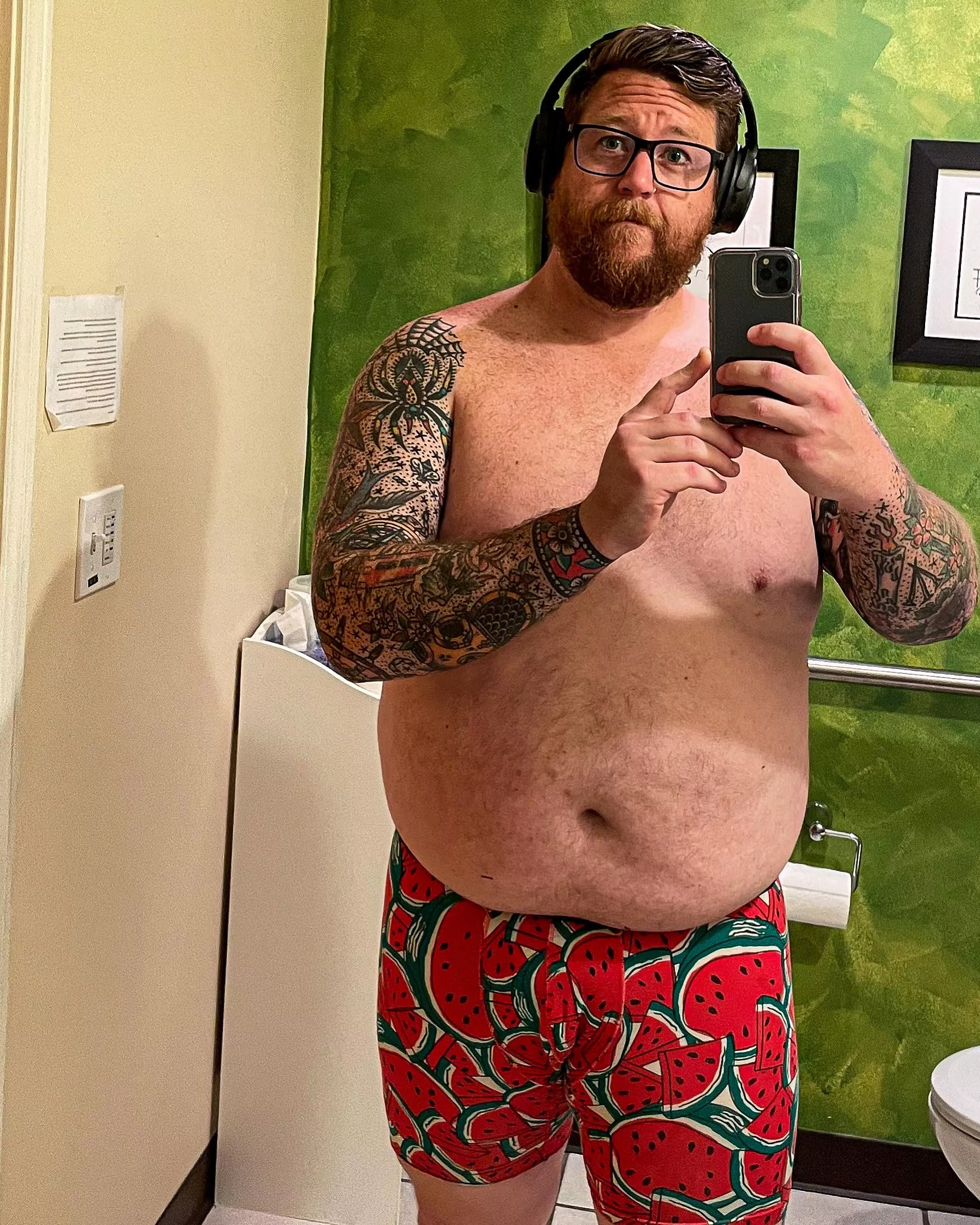 Cum with me and let’s play together.