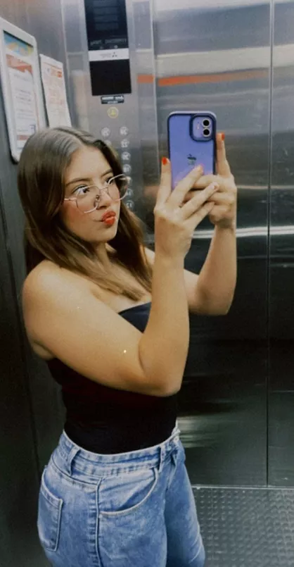 Do you like my outfit to the bar?