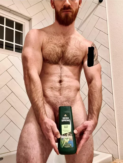 Ever showered with an Irishman? Ever wanted to? 🇮🇪