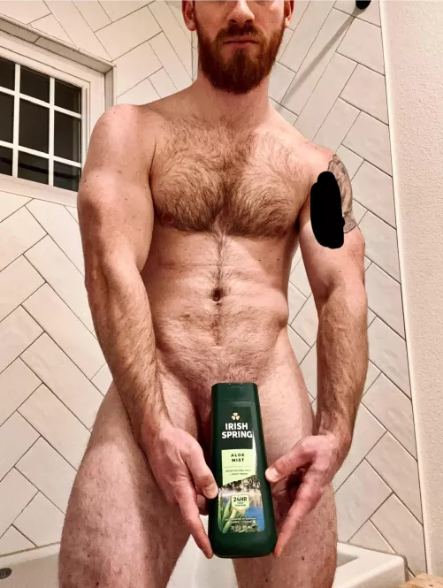 Ever showered with an Irishman? Ever wanted to? 🇮🇪