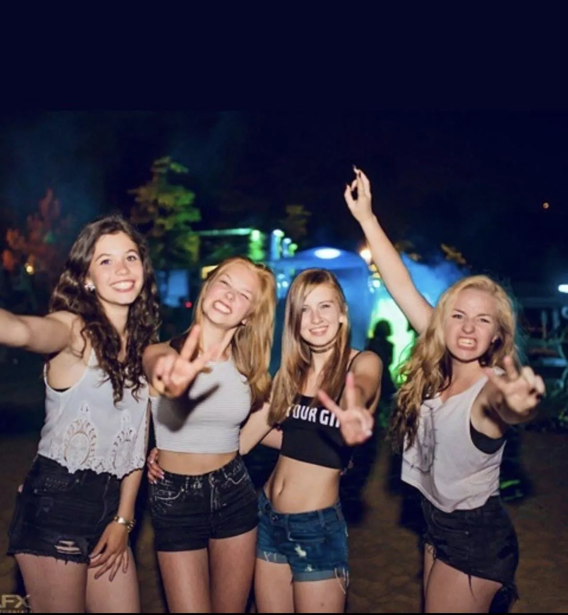 (f) Guess who I am. Im into older men so please tell me your age