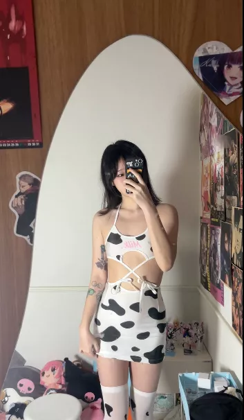 From 1-10 how much do you like my outfit??