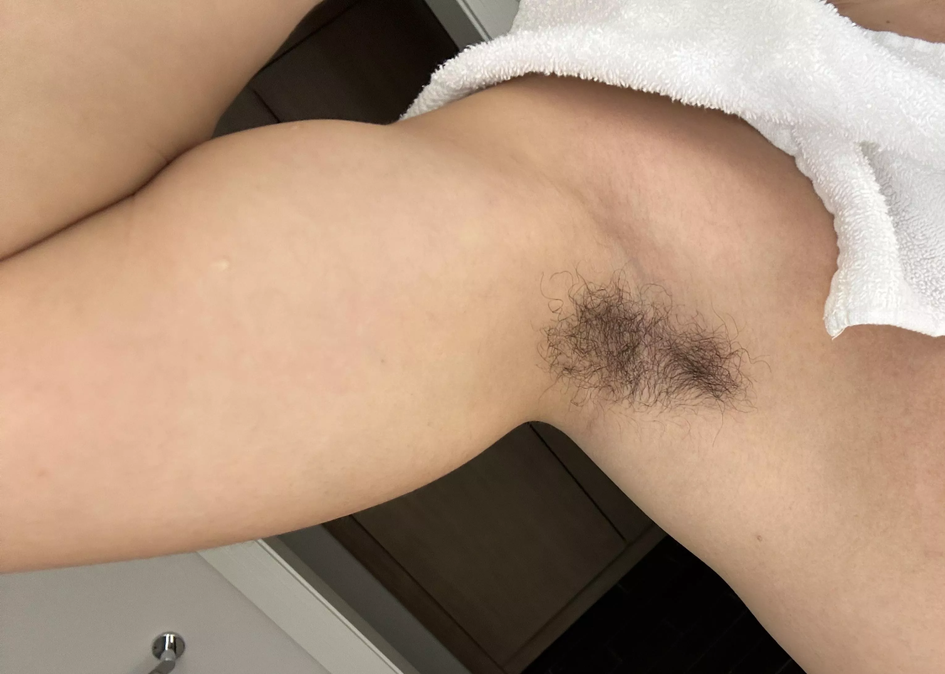 Get close bro…. How does it smell?