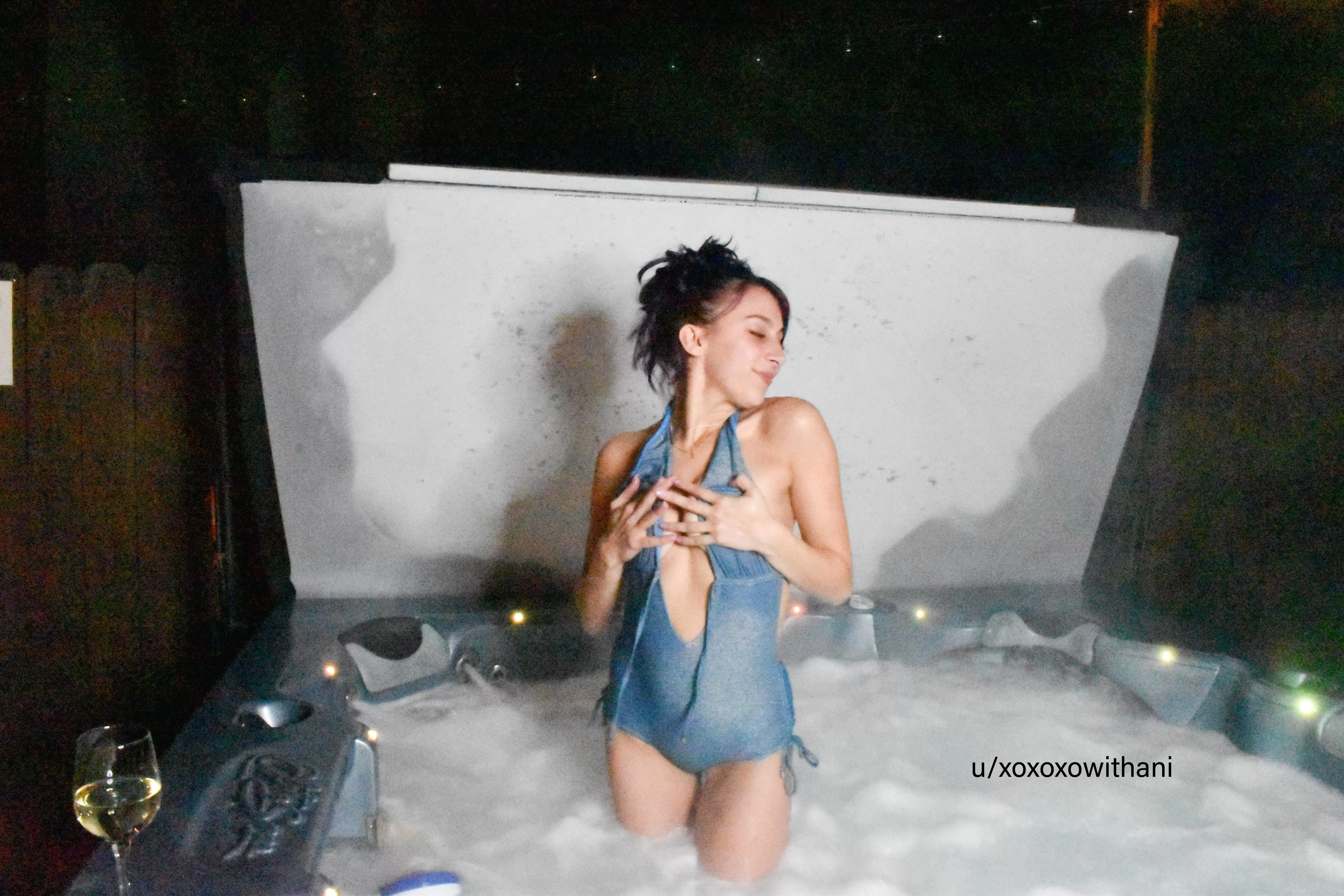 Heyyy it’s hot tub and chill night babe. [OC] [Self] 💜