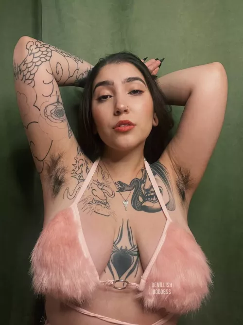 I clearly see how addicted you are for My armpits