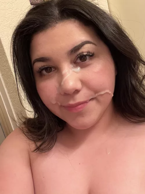 I feel so pretty with a painted face 💦🥰