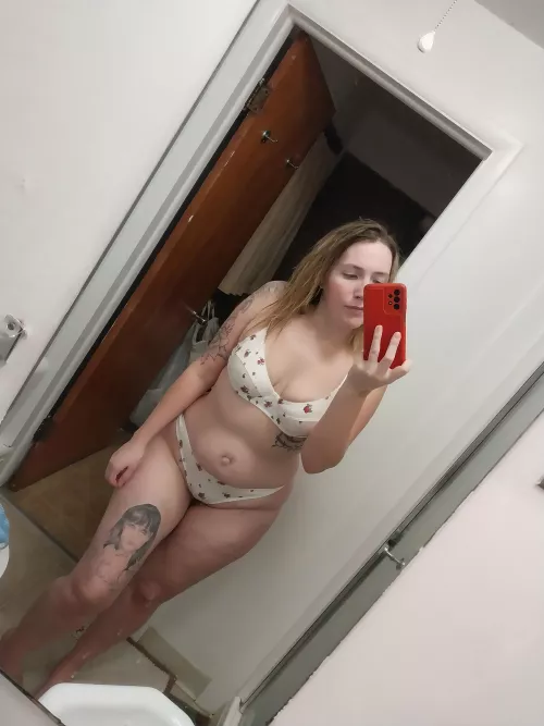 I have an outtie buttonn